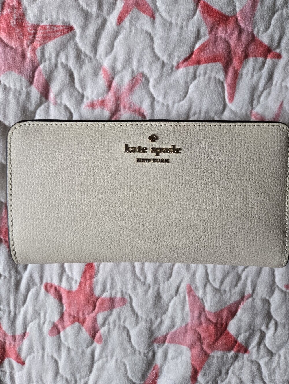 Kate Spade Darcy Large Slim Bifold Wallet Leather Cream EUC